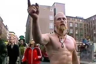 Huszonöt éve bukkant fel az egyik legismertebb mém, a Techno Viking, aki perre ment a videó miatt