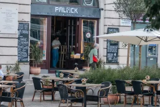 Lebuzizta a budai bisztró felszolgálója a Pride után, feljelentette a helyet a nő