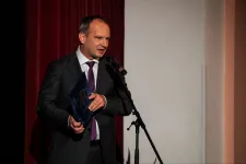 Lemondott Kiskunfélegyháza polgármestere, az üzleti életben folytatja