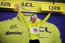Tour de France: Pogačar több mint egy perccel verte Vingegaardot az időfutamon