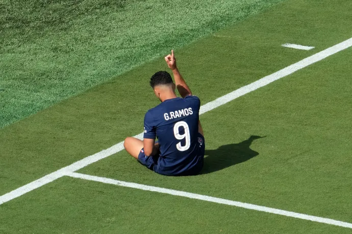 A PSG lesz a Chelsea döntős ellenfele a klubvilágbajnokságban
