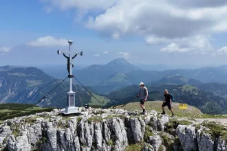 Közép-Európa leghidegebb pontja felett lehet csak igazán a hasunkat süttetni