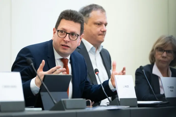 Tartózkodott az RMDSZ az Európai Bizottság elleni bizalmatlansági indítvány szavazásán