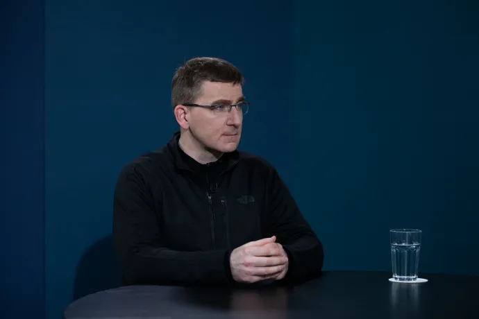 Rácz András: Olyat még a világ nem látott, hogy egy négykézláb közlekedő, láthatóan súlyos fájdalmakkal küzdő sérültnek azt mondjuk, hogy álljon már lábra