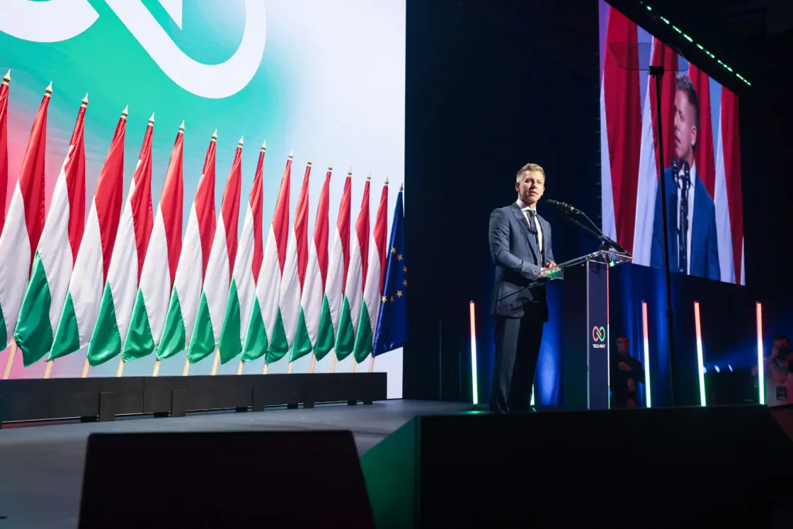 Magyar Péter úgy beszélt, mint aki biztos a győzelmében