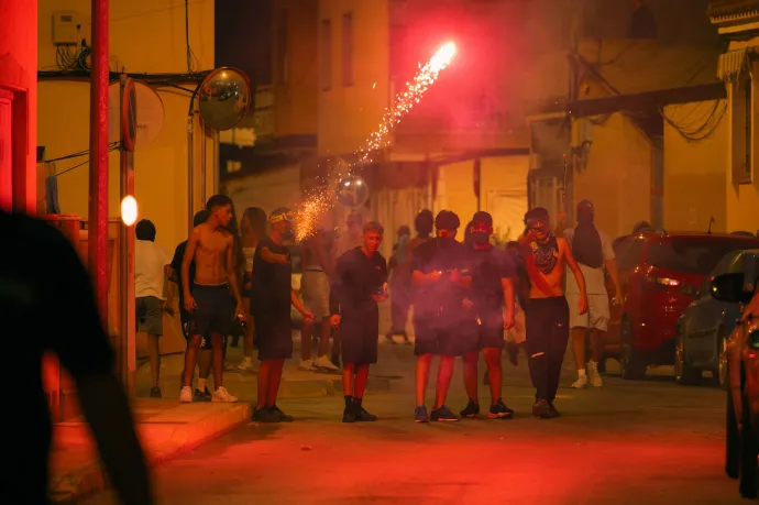 Szélsőjobboldali csoportok csaptak össze bevándorlókkal Spanyolországban