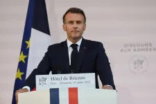 Macron: Nincsenek többé szabályok, a legerősebb törvénye érvényesül