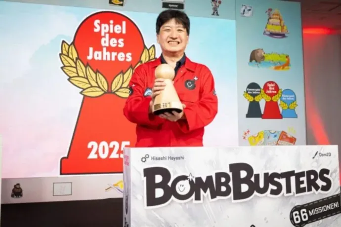 Bombakeresős társas lett az év játéka