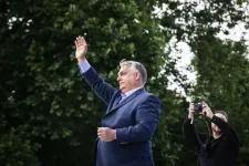 Négy év alatt nagyjából 59 milliárd forintot költött genderellenes ideológia terjesztésére Magyarország egy uniós szervezet jelentése szerint