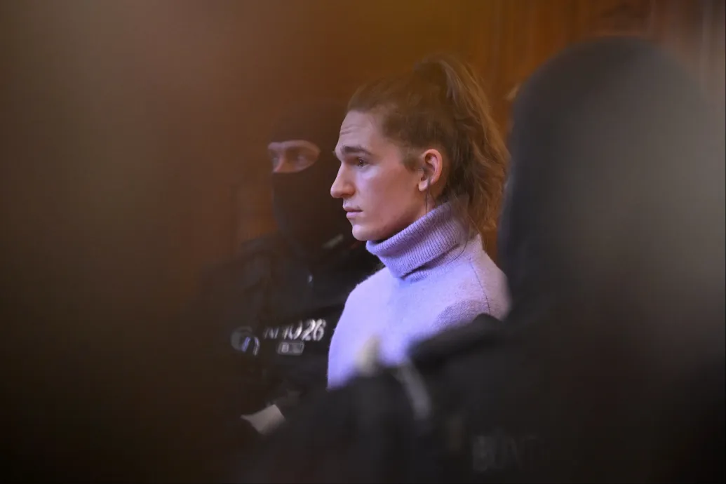 Öt hét után befejezte éhségsztrájkját Maja T. antifa aktivista – Forrás: Telex.hu