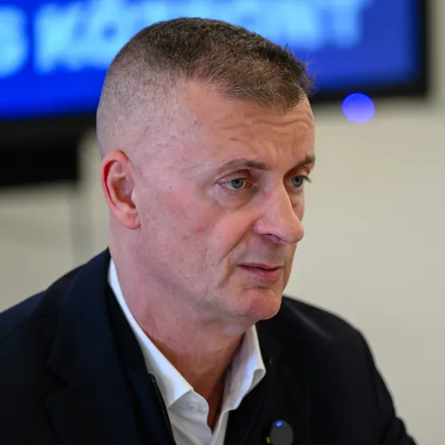Kubatov szerint Azahriah tehetséges, de a kormány stadionjai nélkül nem tudta volna összehozni a sikert