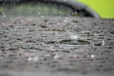 Viharok tombolnak északon, kánikula perzsel délen