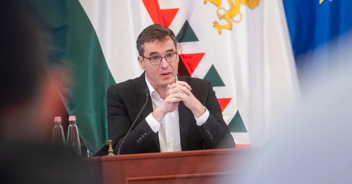 Megállapodott a főváros a hitelkeretről, nyár végéig biztosan jut pénz a közszolgáltatásokra