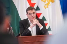 Megállapodott a főváros a hitelkeretről, nyár végéig biztosan jut pénz a közszolgáltatásokra