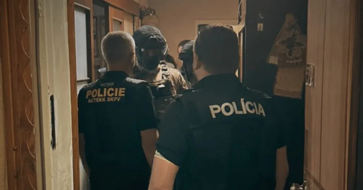 Őrizetbe vették a csehországi és szlovákiai iskolai bombafenyegetések gyanúsítottját