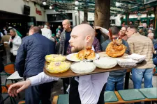 Az Ausztriában dolgozó magyarok közel negyede túlképzett