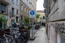 Át kell alakítani a nemrég sétálóutcává változtatott Tűzoltó utcát