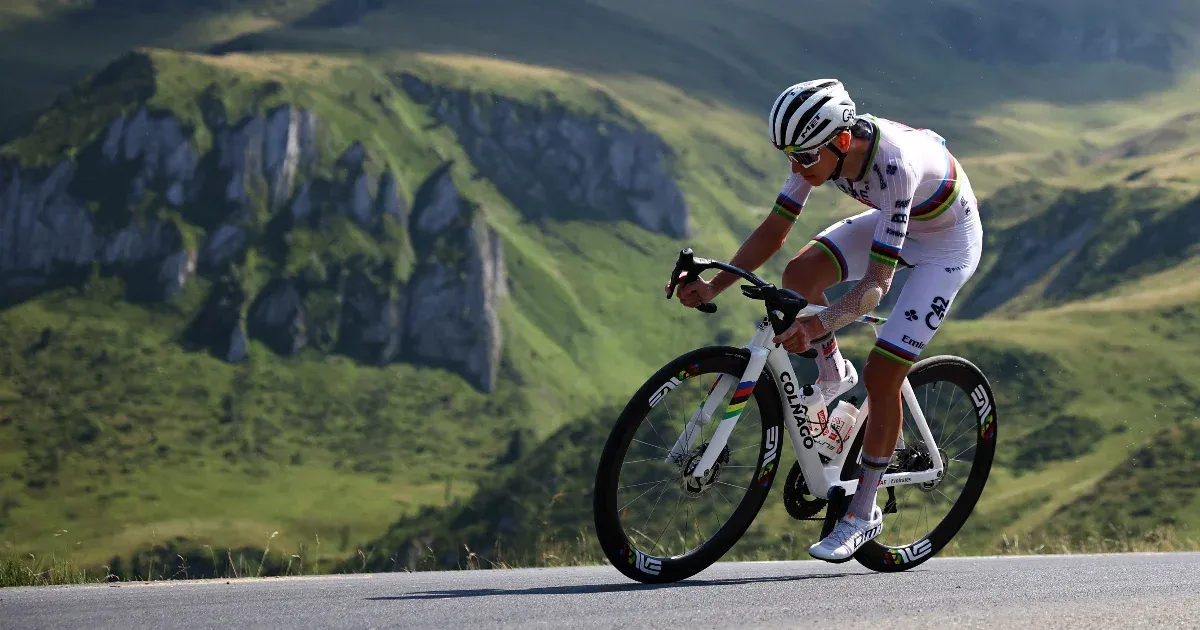 Pogačar megnyerte a Tour de France első hegyi szakaszát, visszavette a sárga trikót Pogačar megnyerte a Tour de France első hegyi szakaszát, visszavette a sárga trikót