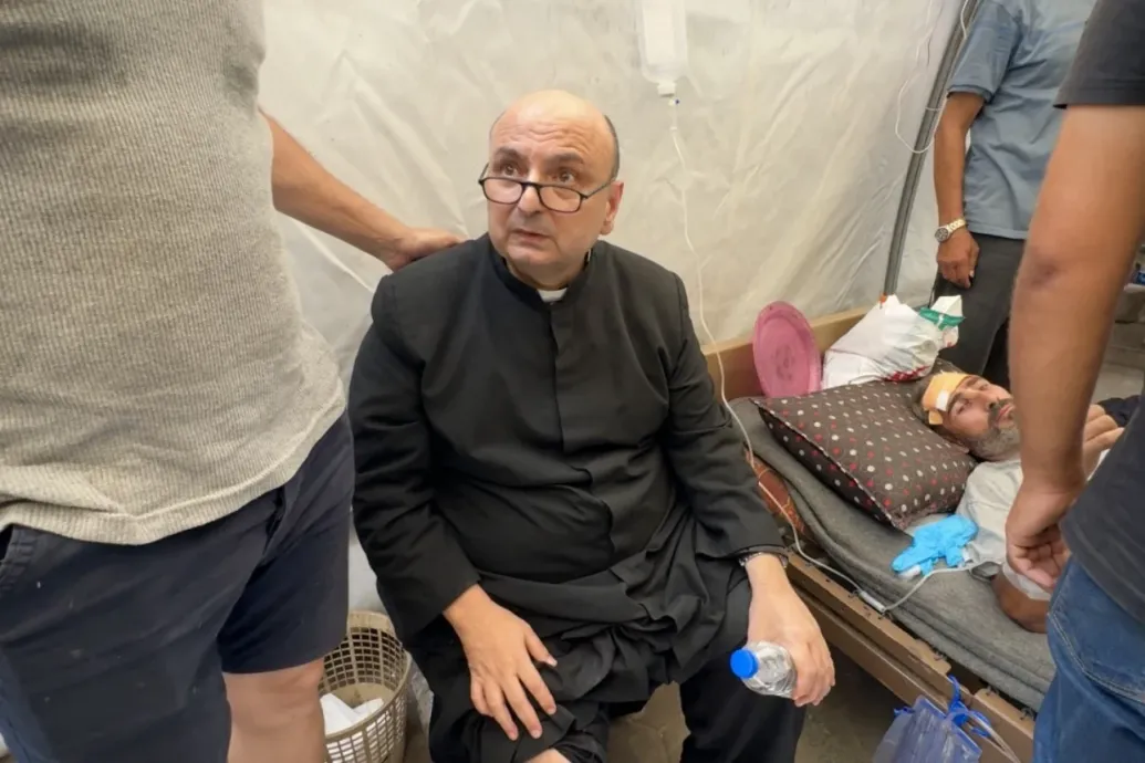 Izrael bocsánatot kért, miután légicsapást mértek a Gázai övezet egyetlen keresztény templomára