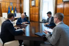 Tiltakoznak az önkormányzati dolgozók a Bolojan-kormány megszorításai ellen