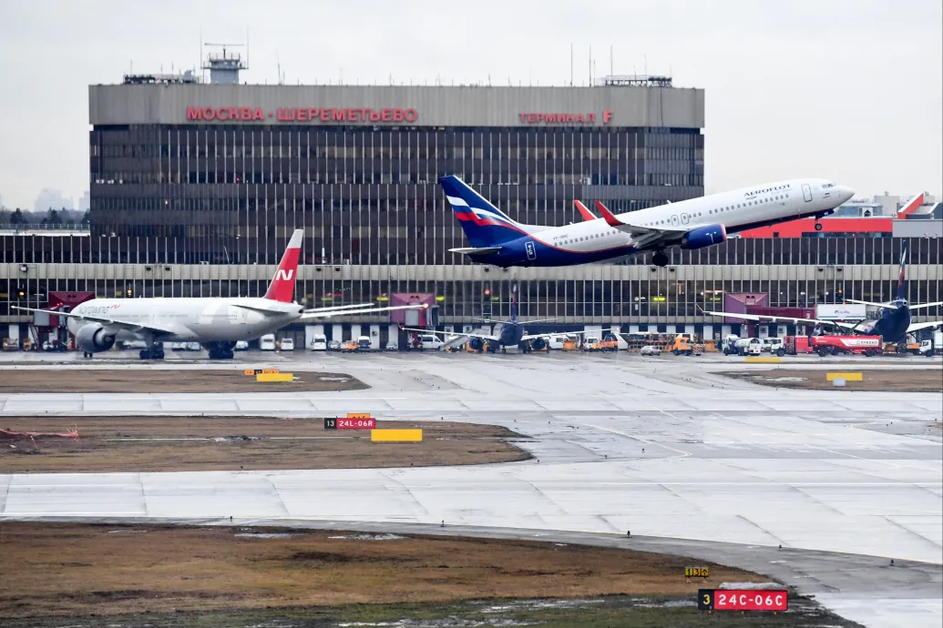 Ukrán dróntámadás miatt egy időre lezárták Moszkva főbb repülőtereit