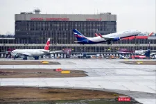 Ukrán dróntámadás miatt egy időre lezárták Moszkva főbb repülőtereit