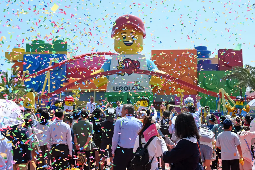 Kínában nyílt meg a világ legnagyobb Legoland-parkja, de már Peppa malac is közeledik