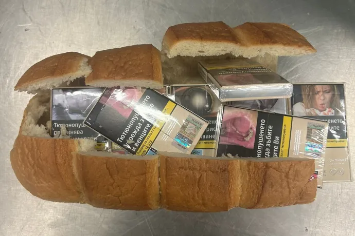 Kenyérbe rejtve próbálta Ausztriába csempészni a cigit, de a kutya kiszagolta