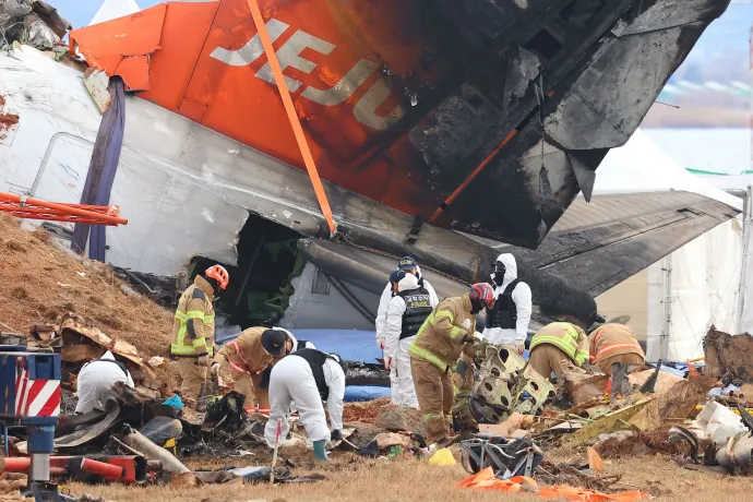 A pilóták pont a kevésbé rongálódott hajtóművet állították le a Jeju Air katasztrófájánál