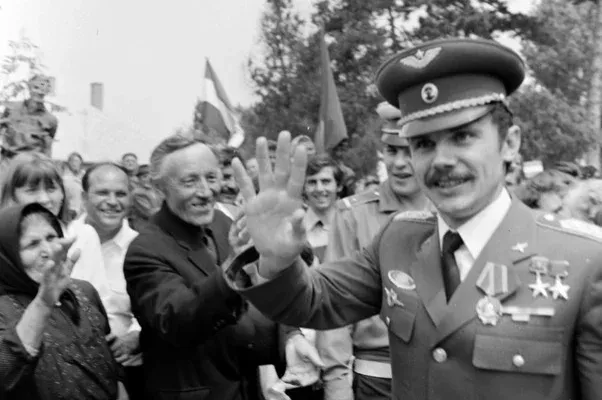 Focitragédia, ‘56 és Kádár halála – végre a neten a múlt rádiós tartalmai(x)
