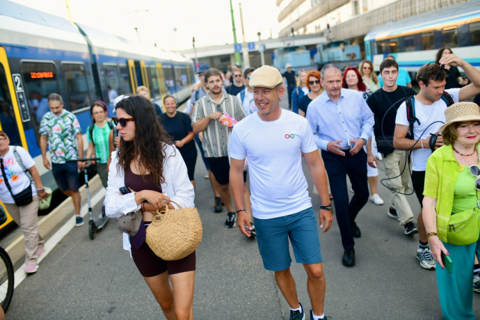 Magyar Péter lenullázná a pártok állami támogatását