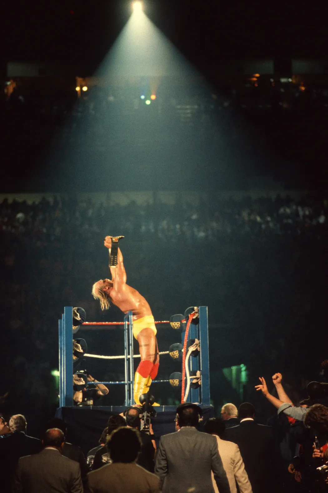 Hulk Hogan bevonulása egy 1987-es meccsére a WrestleMania III-on – Fotó: WWE / Getty Images