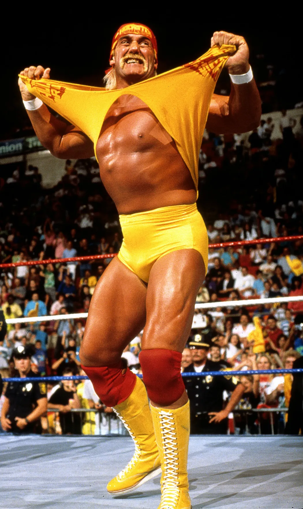 Hulk Hogan 1991-ben az egyik meccse előtt – Fotó: WWE / Getty Images