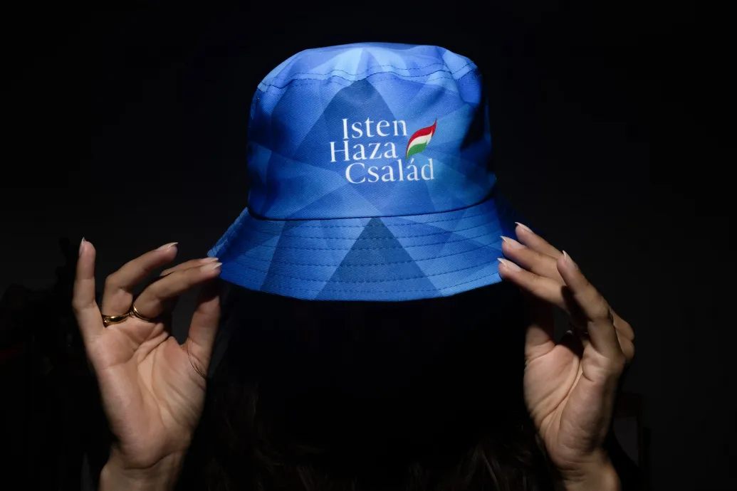 Egy életre elég kormányközeli mörcsöt gyűjtöttünk be Tusványoson