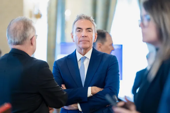 Dragoș Anastasiu miniszterelnök-helyettes cége éveken át csúszópénzt fizetett egy adóellenőrnek