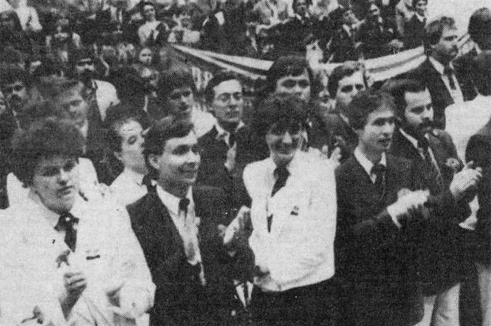 A szovjetek még a felhőket is szétlőtték, nehogy az eső megzavarja Gorbacsov beszédét