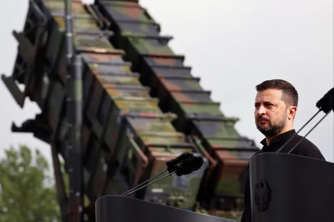 Zelenszkij: Három Patriot légvédelmi rendszer biztosan érkezik, további hétről még tárgyalások folynak