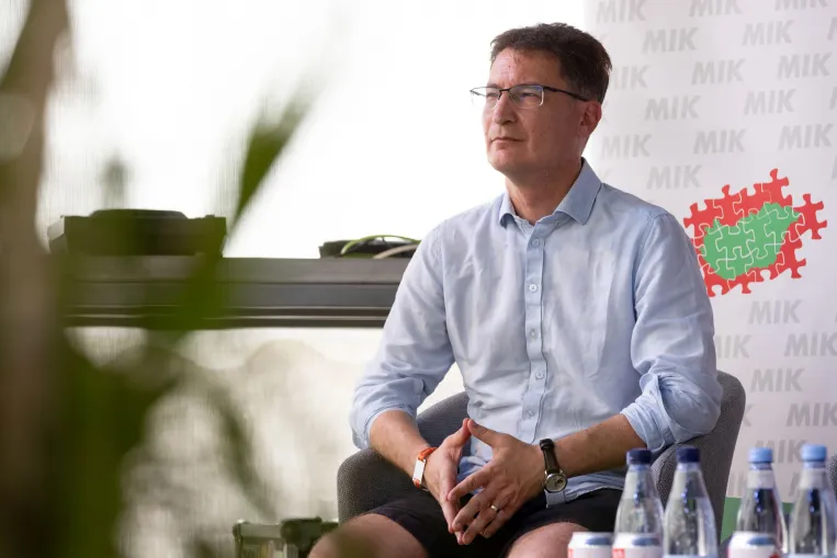 Cser-Palkovics a fehérvári tiszásoknak: Érezzék jól magukat, legyenek büszkék