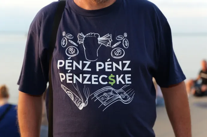 A fejlövés csak egy show-elem, és köszönik Majkának, hogy megírta a Csurran, cseppent – Majka közönségét kérdeztük a péntek esti koncertjén