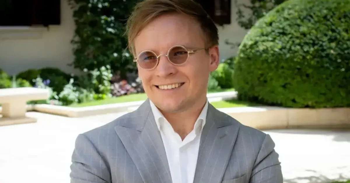 Partos Bence szerepe az új Digitális Polgári Körök felállításában Partos Bence szerepe az új Digitális Polgári Körök felállításában