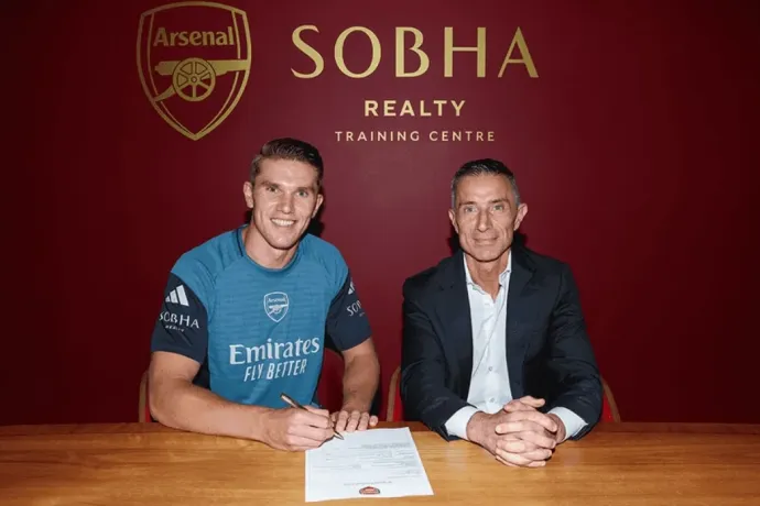 Az Arsenal több mint 70 millió euróért leigazolta a svéd válogatott csatárát, Viktor Gyökerest