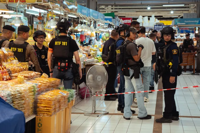 Halálos lövöldözés volt Bangkokban, közben tárgyalások kezdődnek Thaiföld és Kambodzsa között