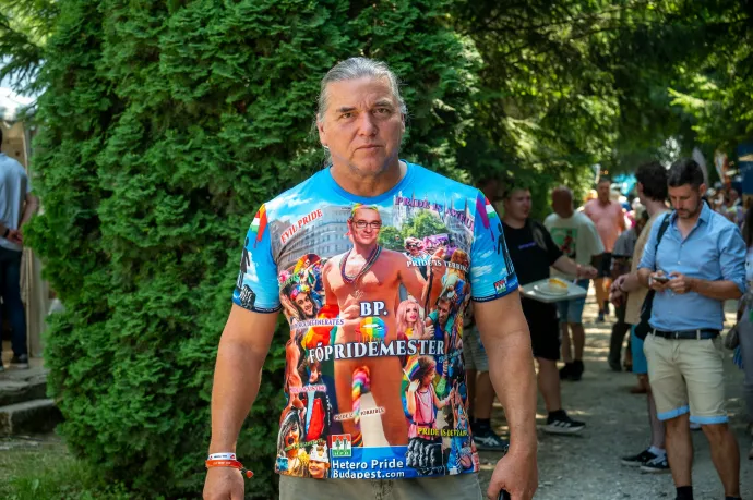 Tusványoson az vagy, amit felveszel