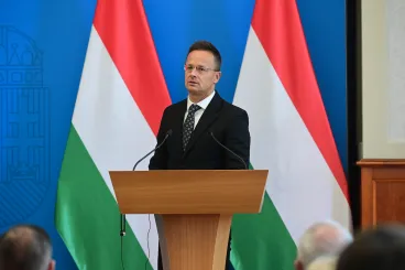 Szijjártó Majkáról: Soha nem piszkítanék oda, ahonnan segítséget kaptam, amikor a legnagyobb bajban voltam