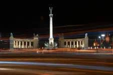 Bárki megpróbálhat pénzt behajtani a bukott magyar áramcég vevőin