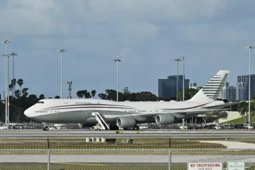 Hamarosan átalakítják a Katar által felajánlott luxusrepülőt, hogy Trump Air Force One-ként használhassa