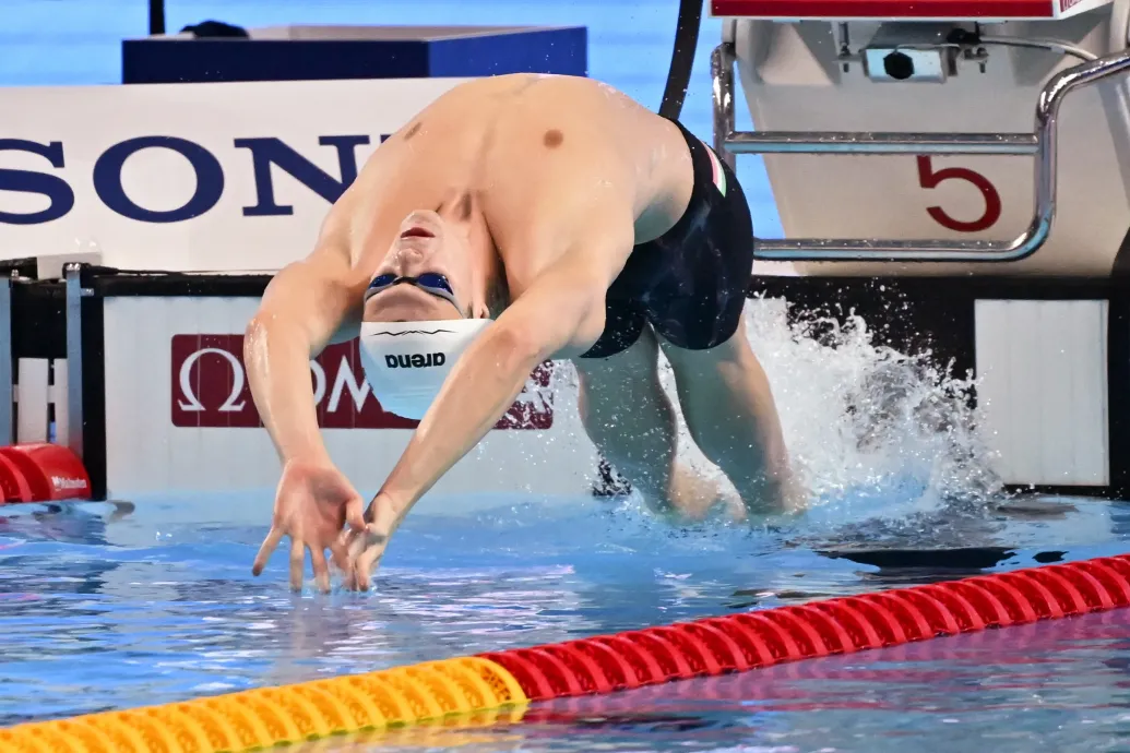 Kós Hubert hatalmas versenyben negyedik 100 háton a vb-n