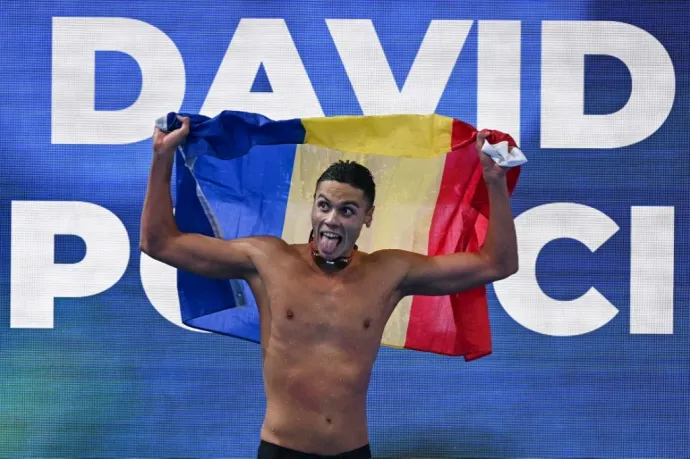 David Popovici 200 gyorson diadalmaskodott: világbajnoki aranyat szerzett Szingapúrban