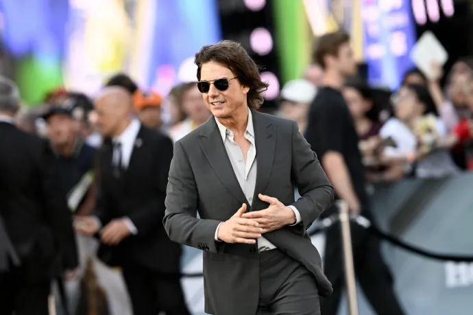 Hiába szidták húsz éve, Tom Cruise azért megnézte az Oasist Londonban