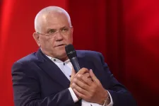 A SNSPA visszafogadta a katedrához, most viszont nemi erőszakkal vádolják a közismert szociológust